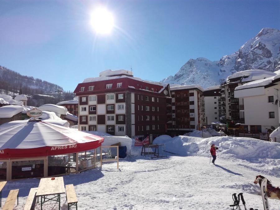 Luna'S Cozy Apartment, Skiin Skiout In Centre Breuil-Cervinia Exterior foto